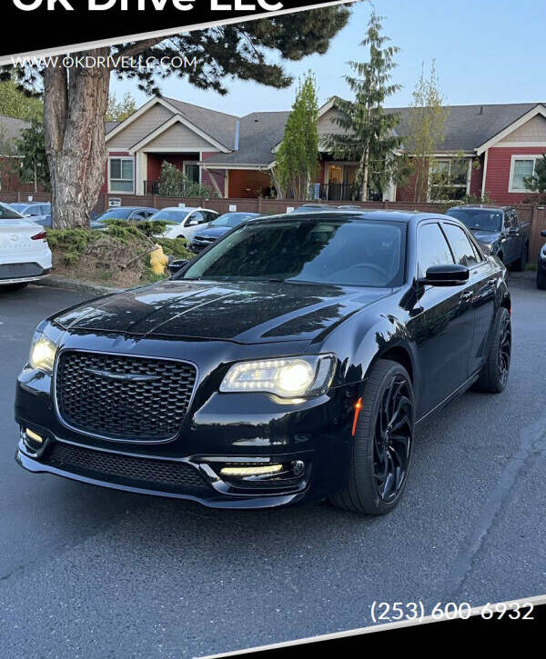 2023 Chrysler 300 Touring L